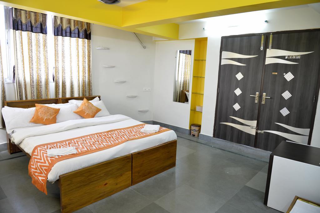 Ghosh Villa Guest House コルカタ エクステリア 写真